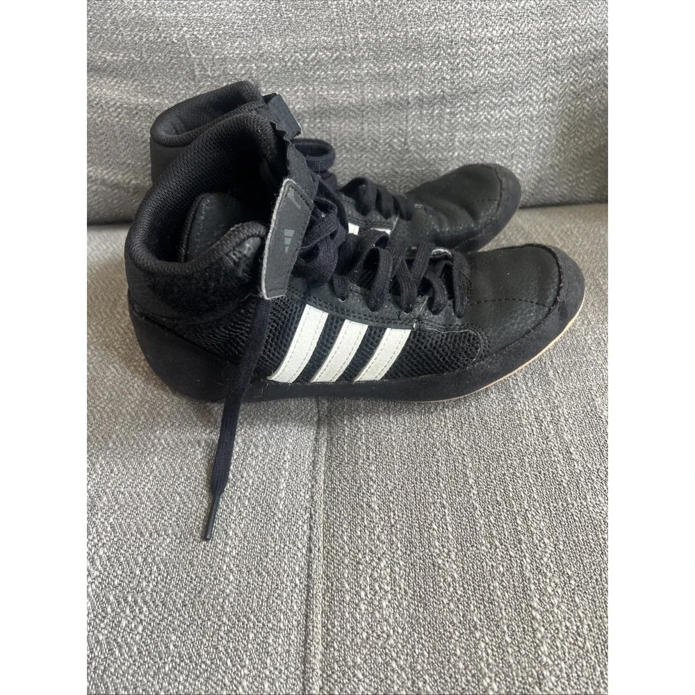 Adidas HVC 2 Youth Wrestling Shoes Size 3 AQ3325 Boxing MMA Hi Top Leather Mat